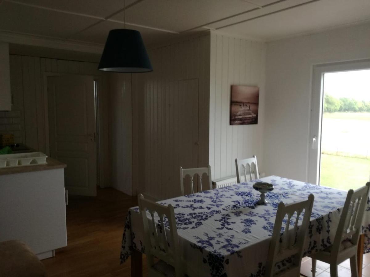 Manus Ferienwohnung Brevik  외부 사진
